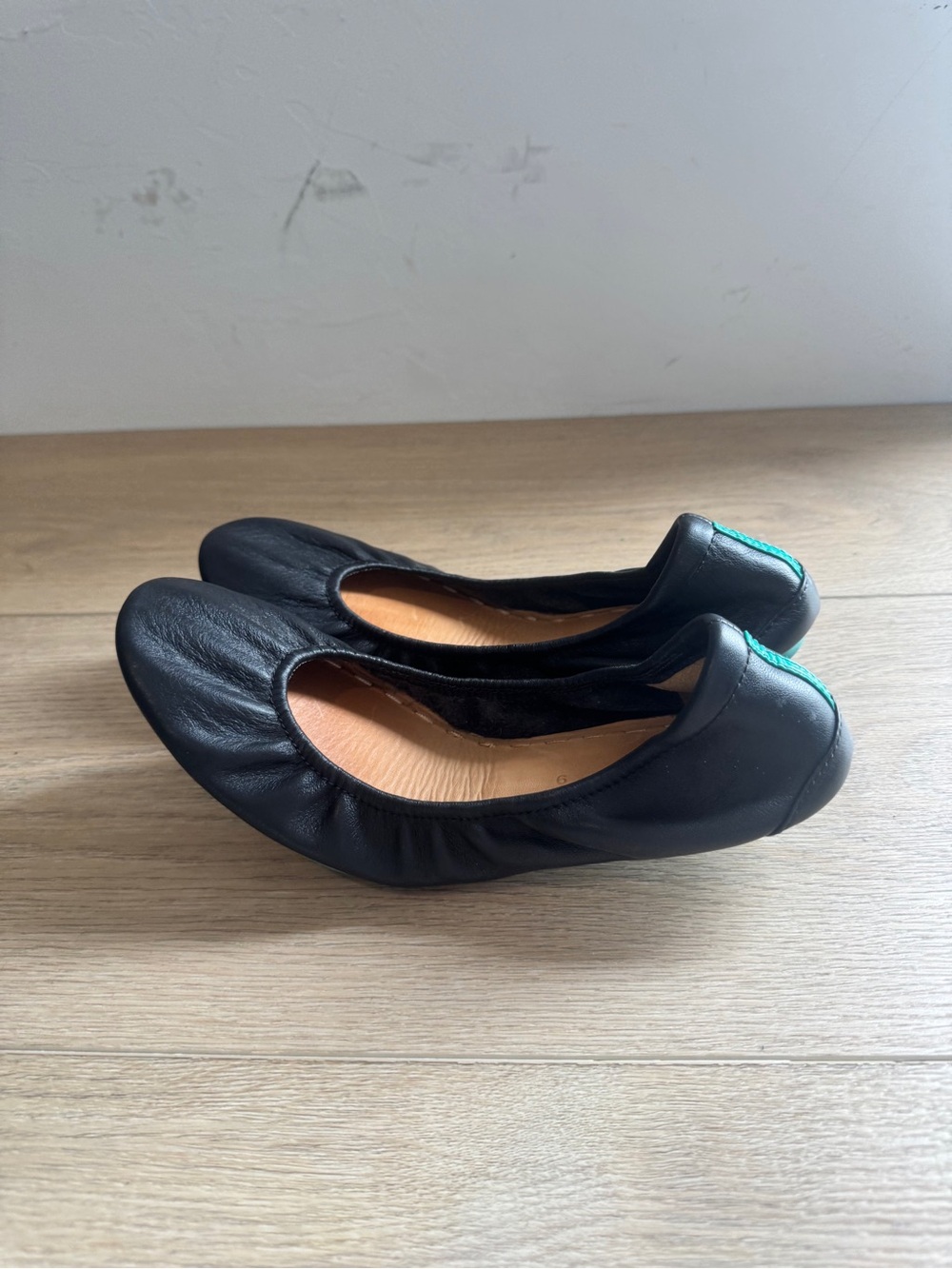 Tieks Black Leather Ballet Flats Size 9 - Picture 3 of 4